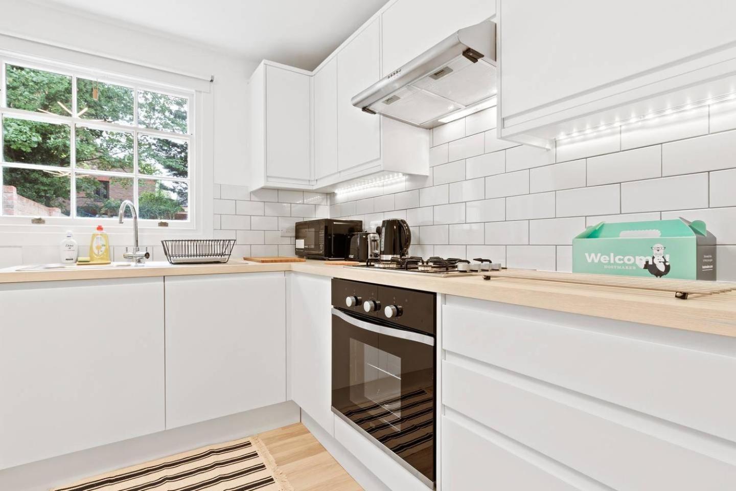 Airy Spacious 1 Bedroom Aprtment With Garden In Brixton ลอนดอน ภายนอก รูปภาพ