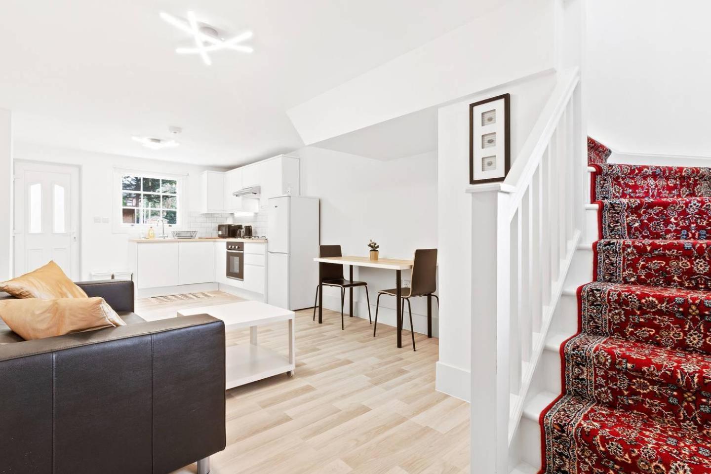 Airy Spacious 1 Bedroom Aprtment With Garden In Brixton ลอนดอน ภายนอก รูปภาพ